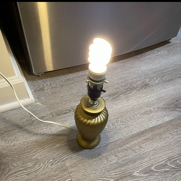 Miniature Lamp, minus the bulb and shade cover!! - Picture 4 of 9